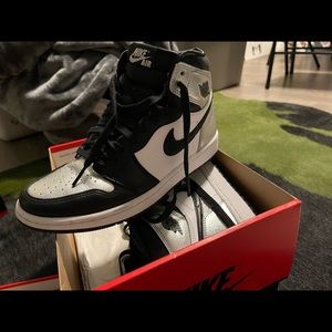 Air Jordan 1 Silver Toe